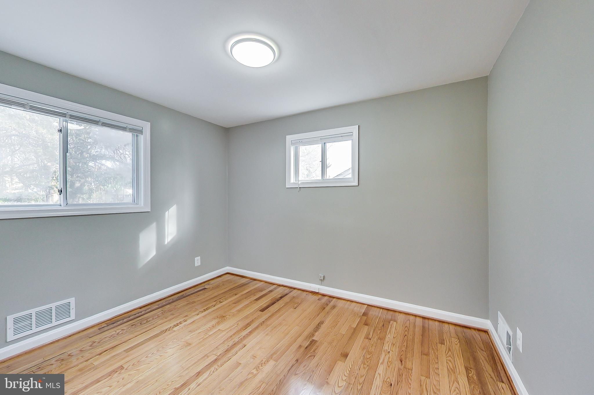 CARROLL KNOLLS - Residential Lease