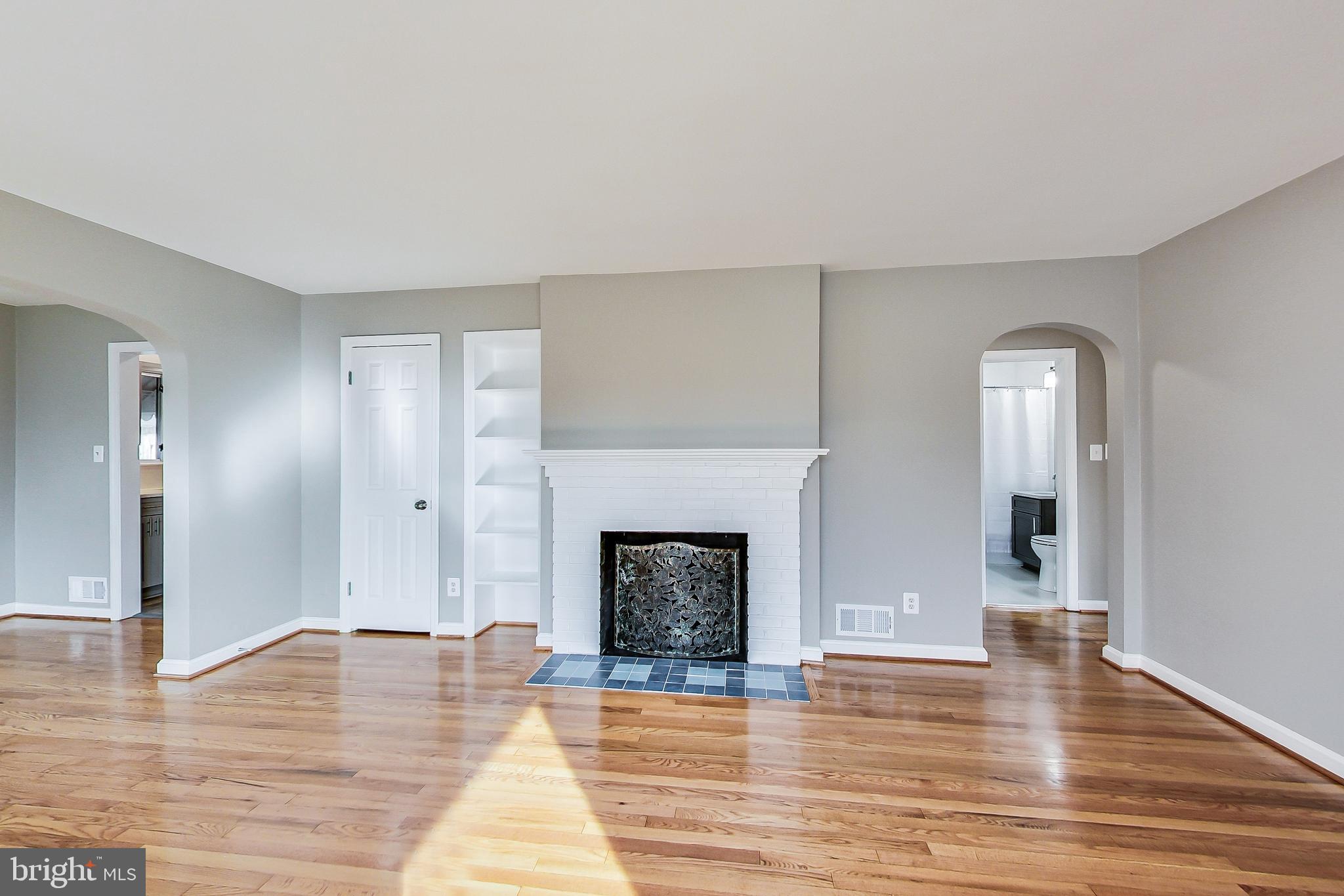 CARROLL KNOLLS - Residential Lease