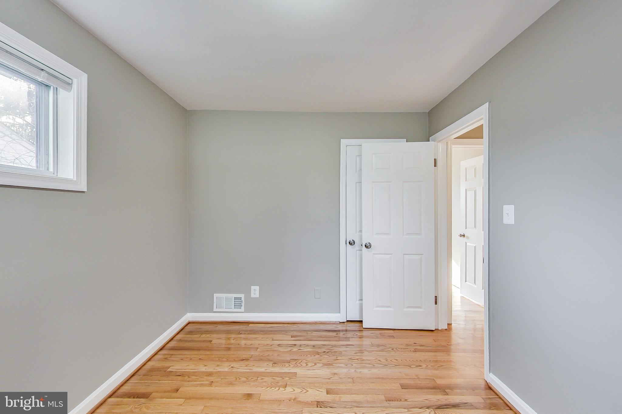 CARROLL KNOLLS - Residential Lease