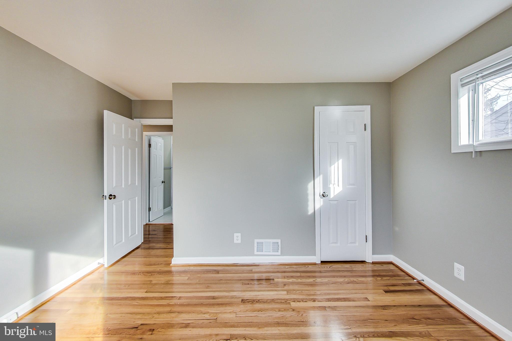 CARROLL KNOLLS - Residential Lease