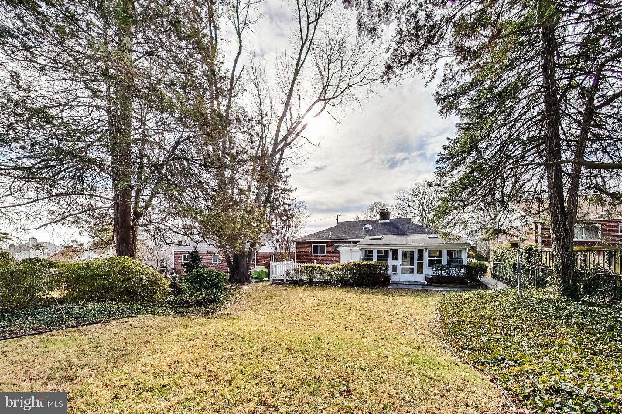 CARROLL KNOLLS - Residential Lease