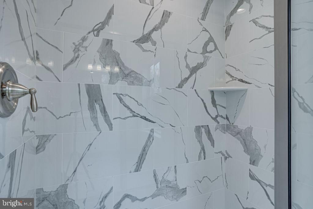 RYCEVILLE WOODS - Residential