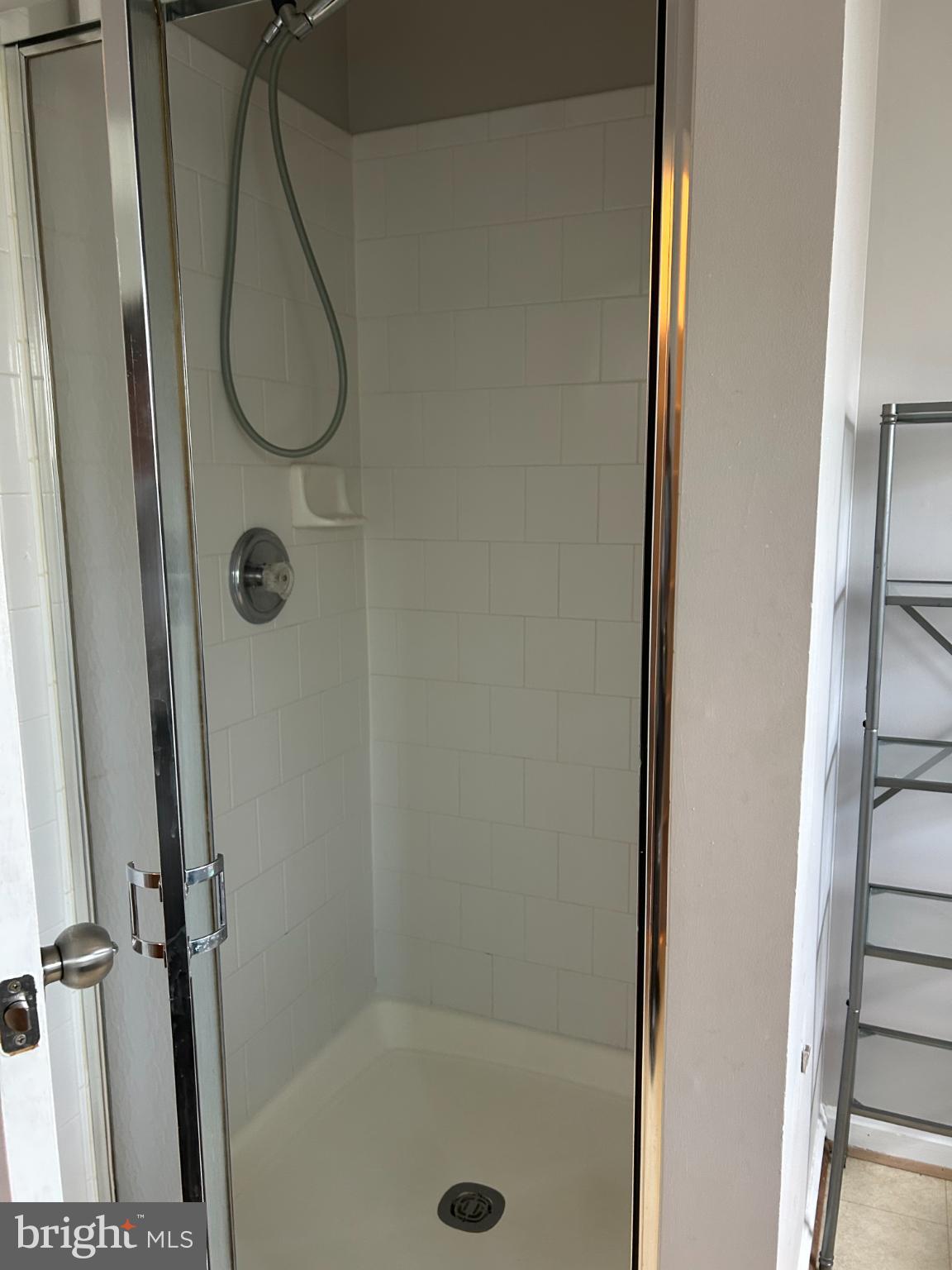 ASPEN WOODS - Residential Lease