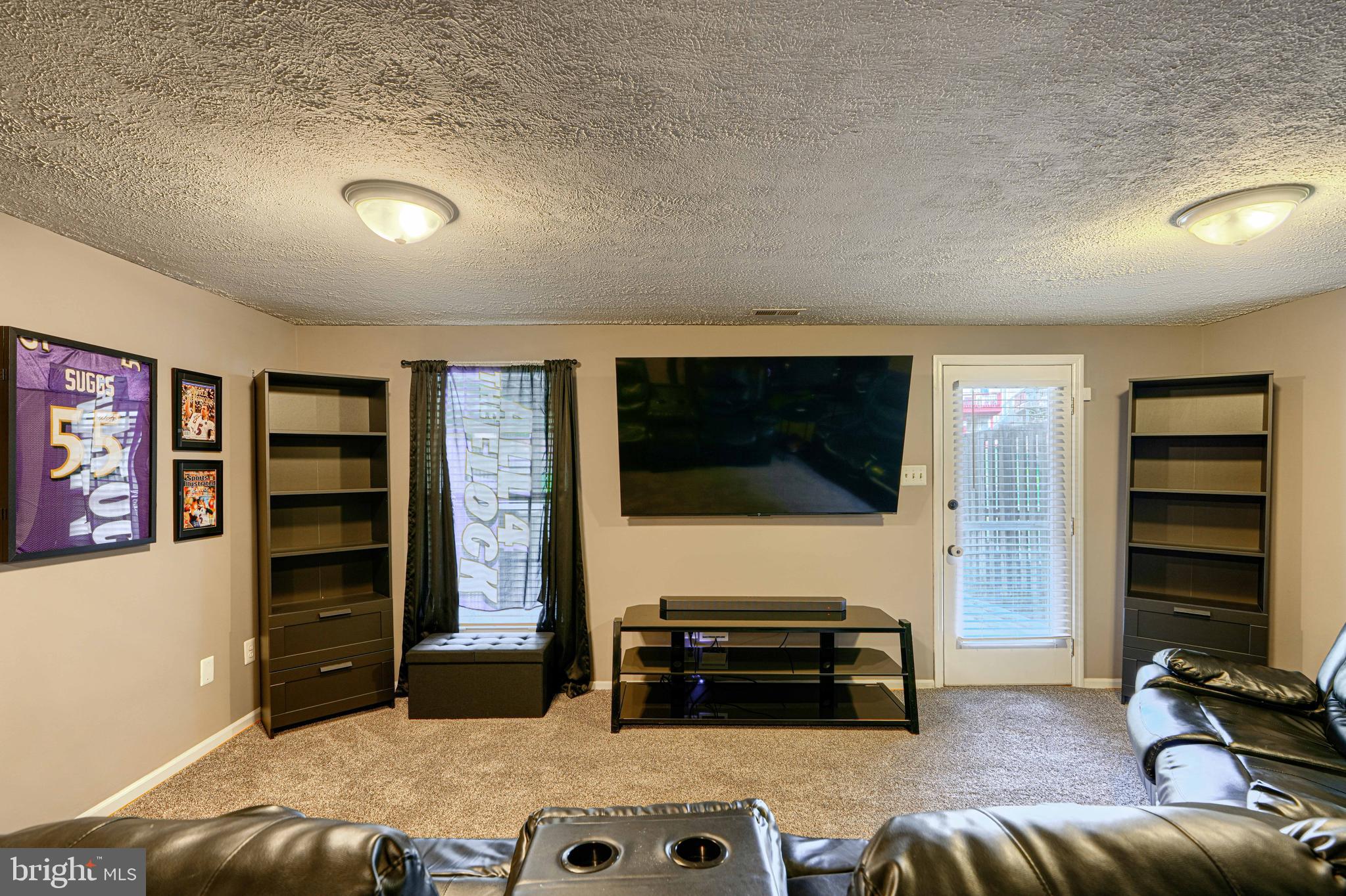 VILLAGE OF THOMAS RUN - Residential