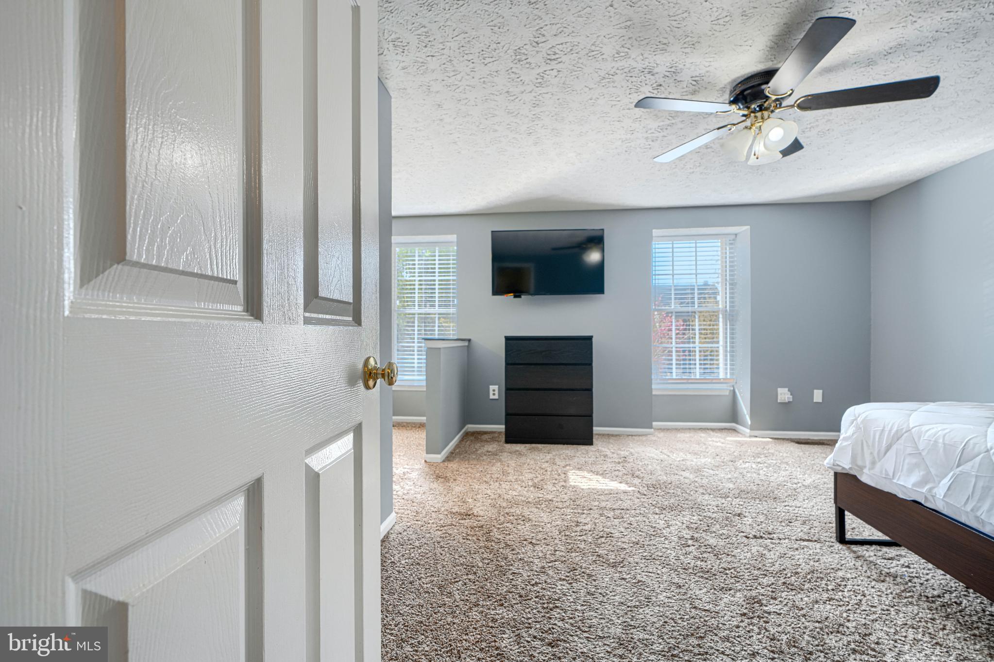 VILLAGE OF THOMAS RUN - Residential