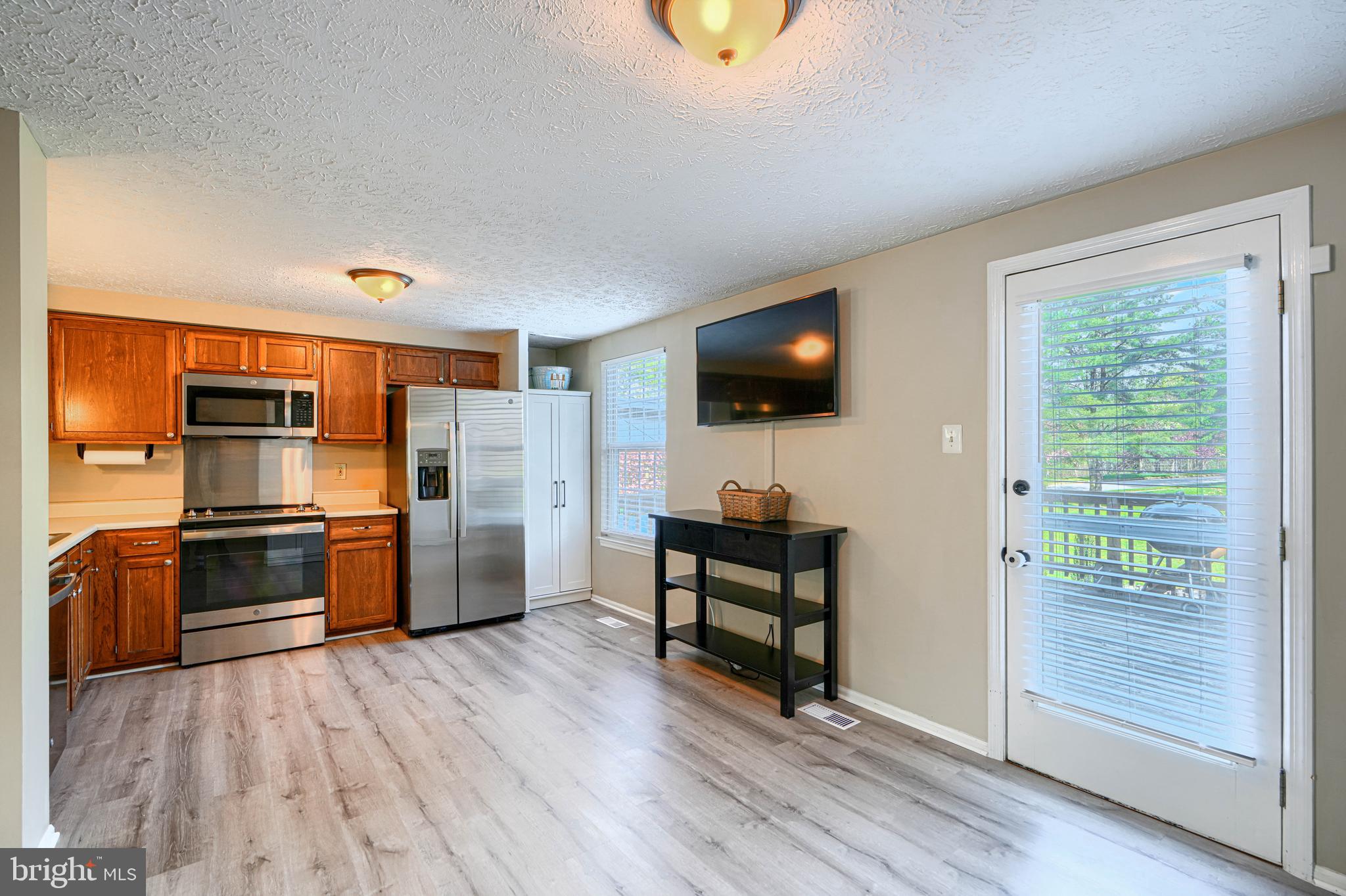 VILLAGE OF THOMAS RUN - Residential