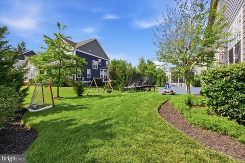 Tiny photo for 40777 Foxtail Fields Drive, ALDIE, VA 20105 (MLS # VALO2124256)
