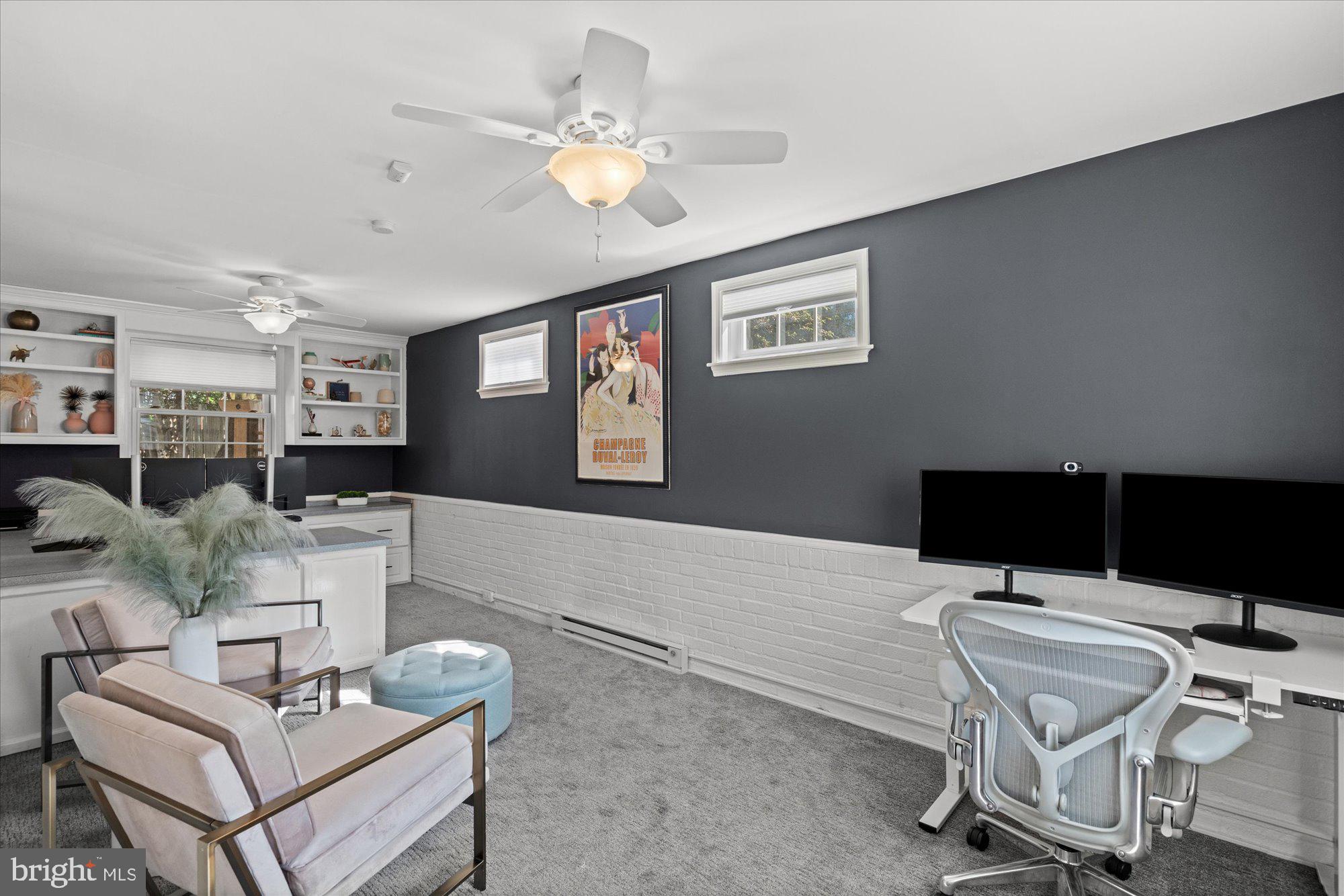 OVER LEE KNOLLS - Residential