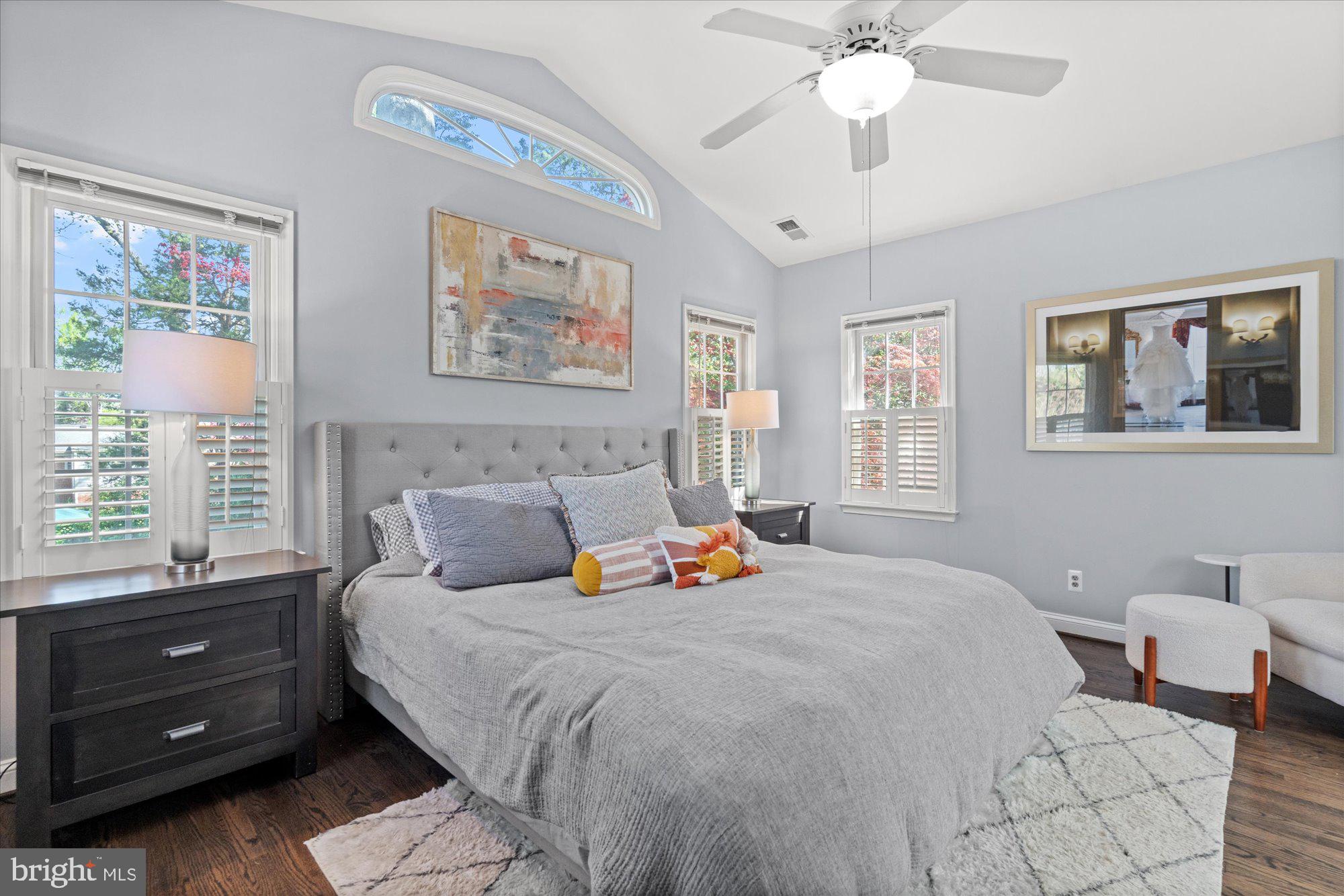 OVER LEE KNOLLS - Residential