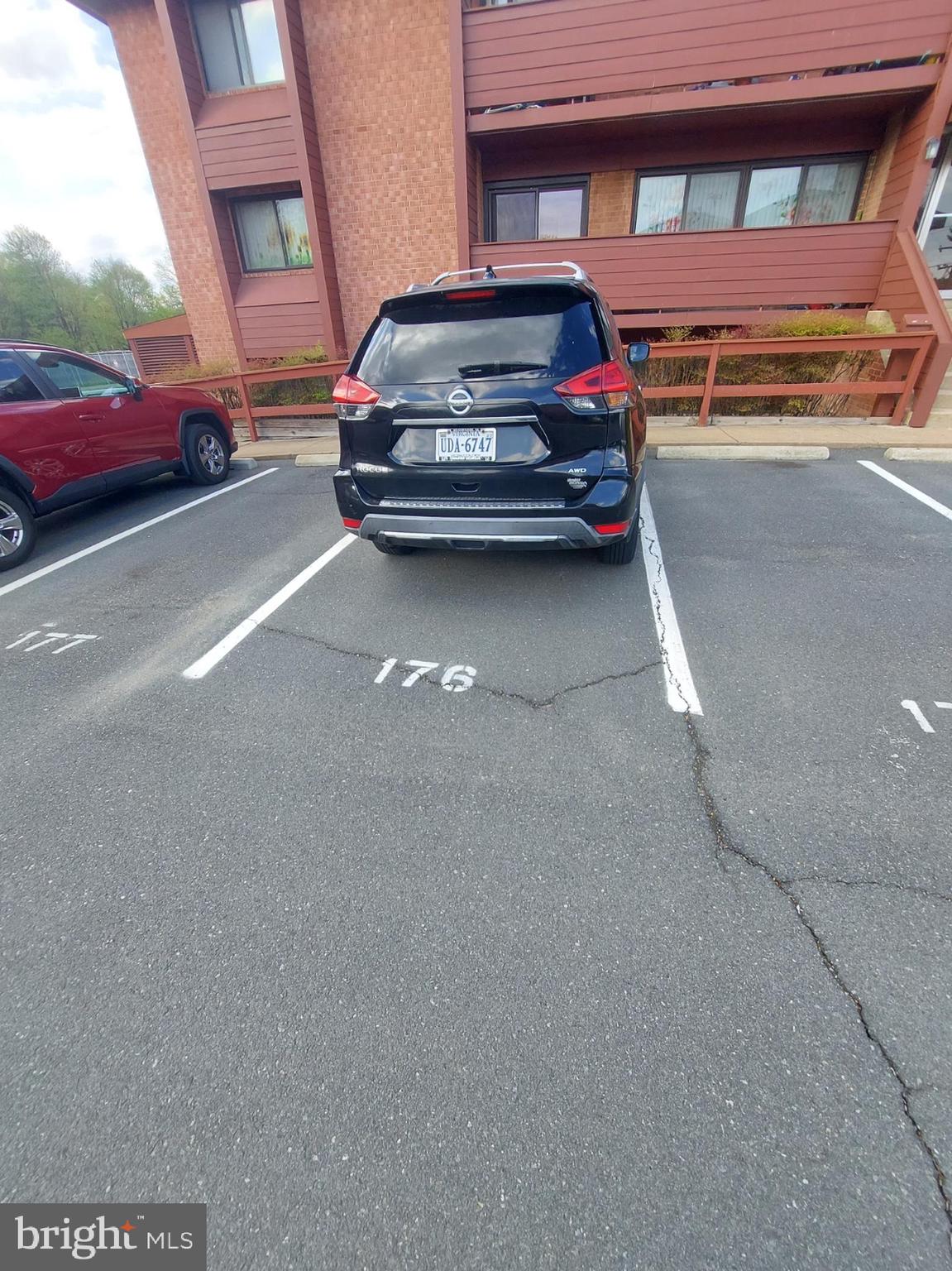 1519 S GEORGE MASON DRIVE S 21