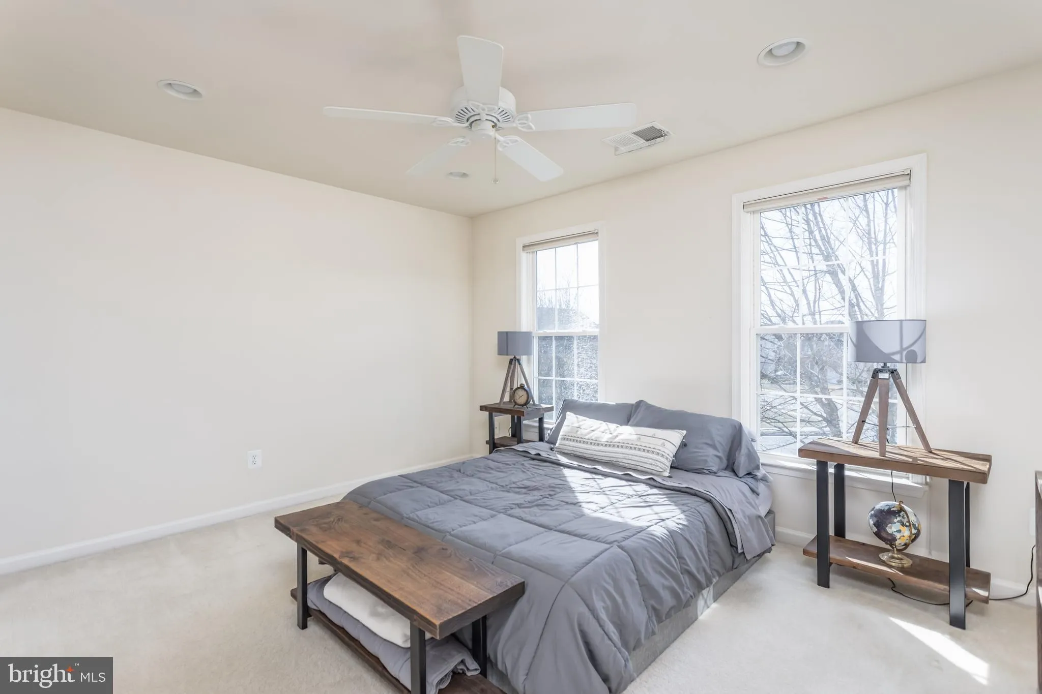 Winchester, Virginia 22602, United States, 4 Bedrooms Bedrooms, ,5 BathroomsBathrooms,Residential,Pending,7240