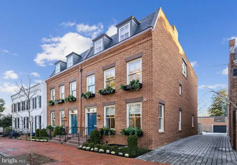 3314 1\/2 Volta Place NW, Washington, DC 20007 - MLS#: DCDC2192994