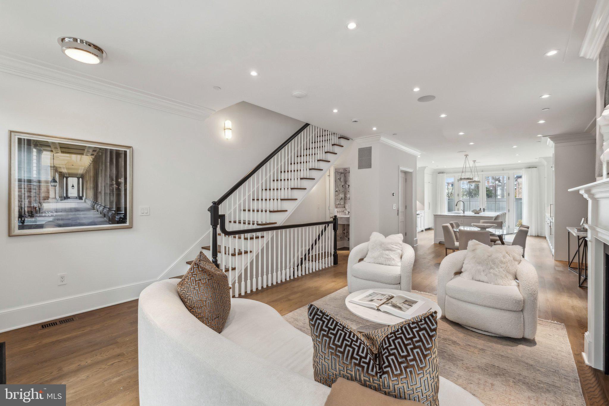 GEORGETOWN - Residential