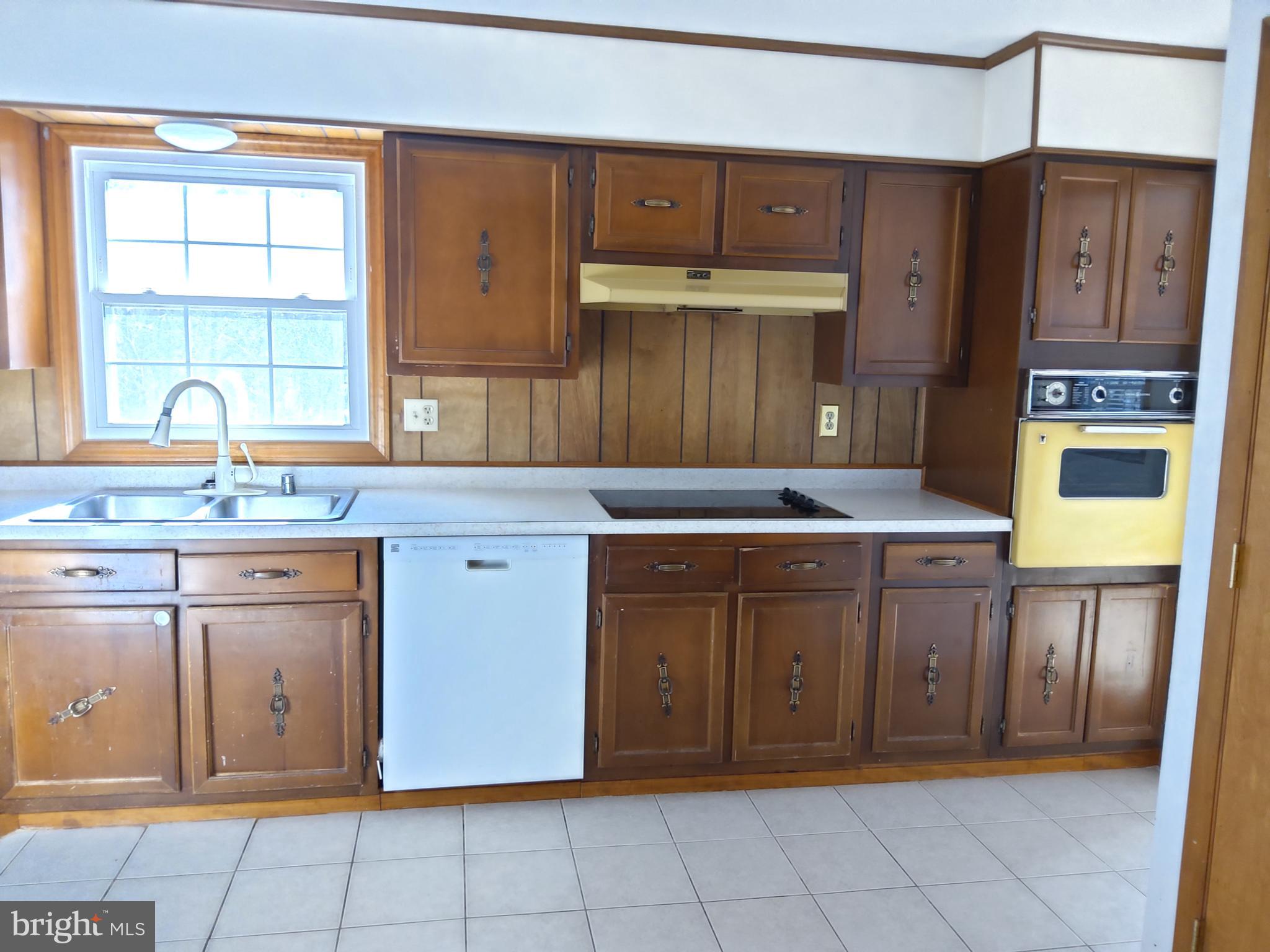 CHESAPEAKE HEIGHTS - Residential