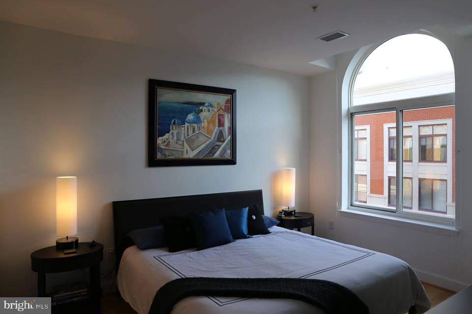 ARLINGTON - Residential Lease