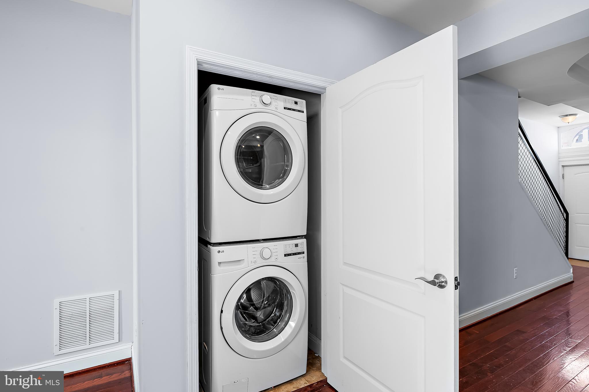 BARCLAY - Residential