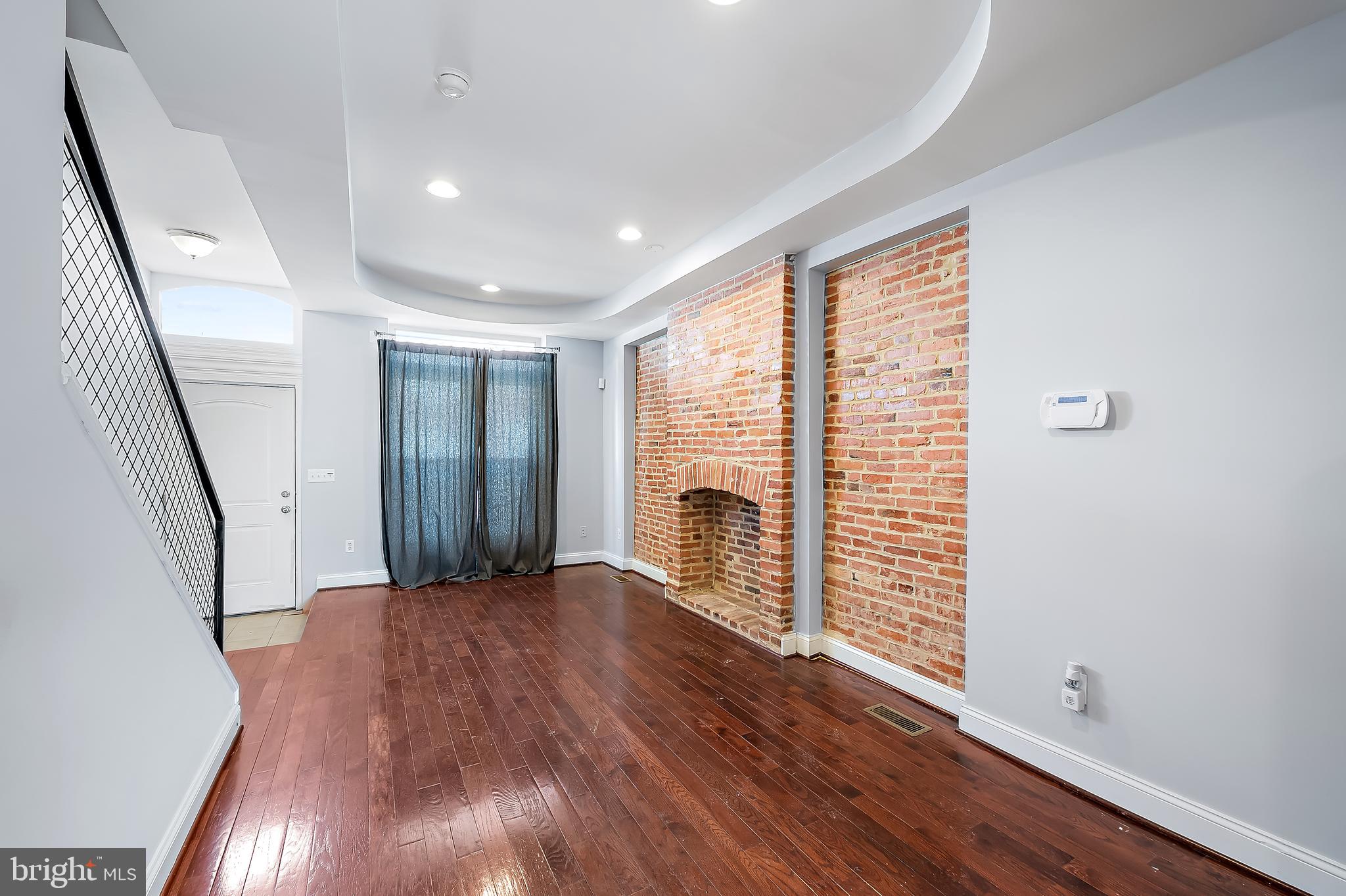 BARCLAY - Residential