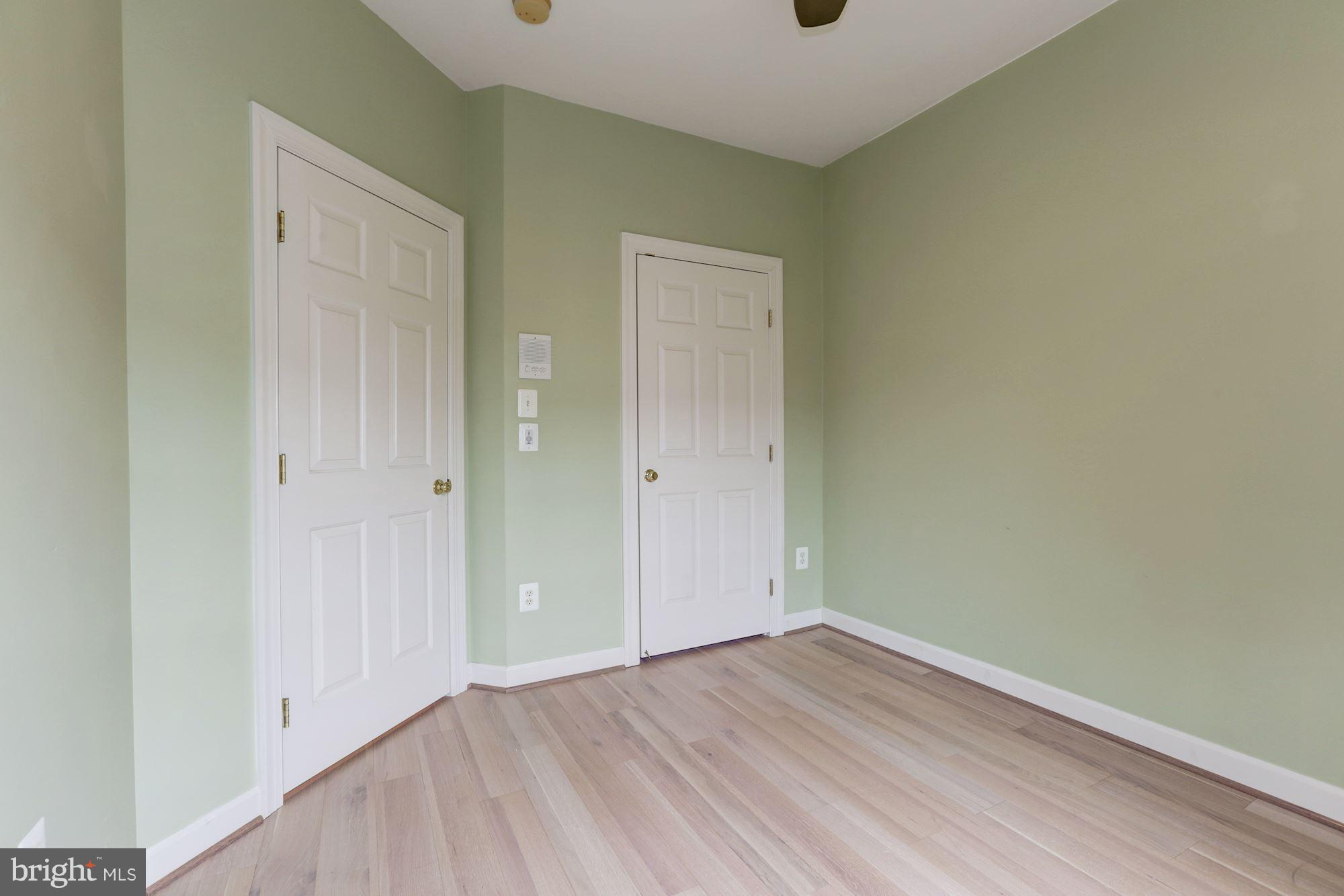 LAKELANDS - Residential Lease