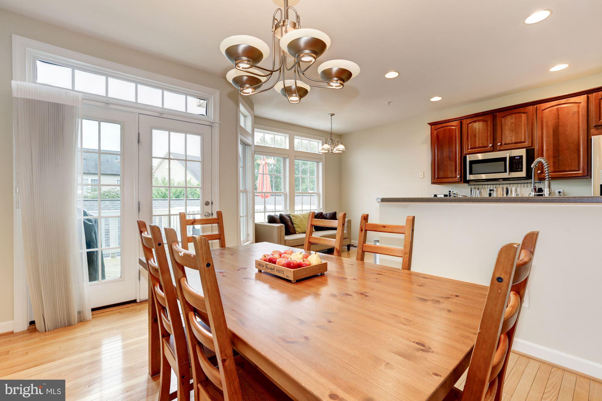 LAKELANDS - Residential Lease