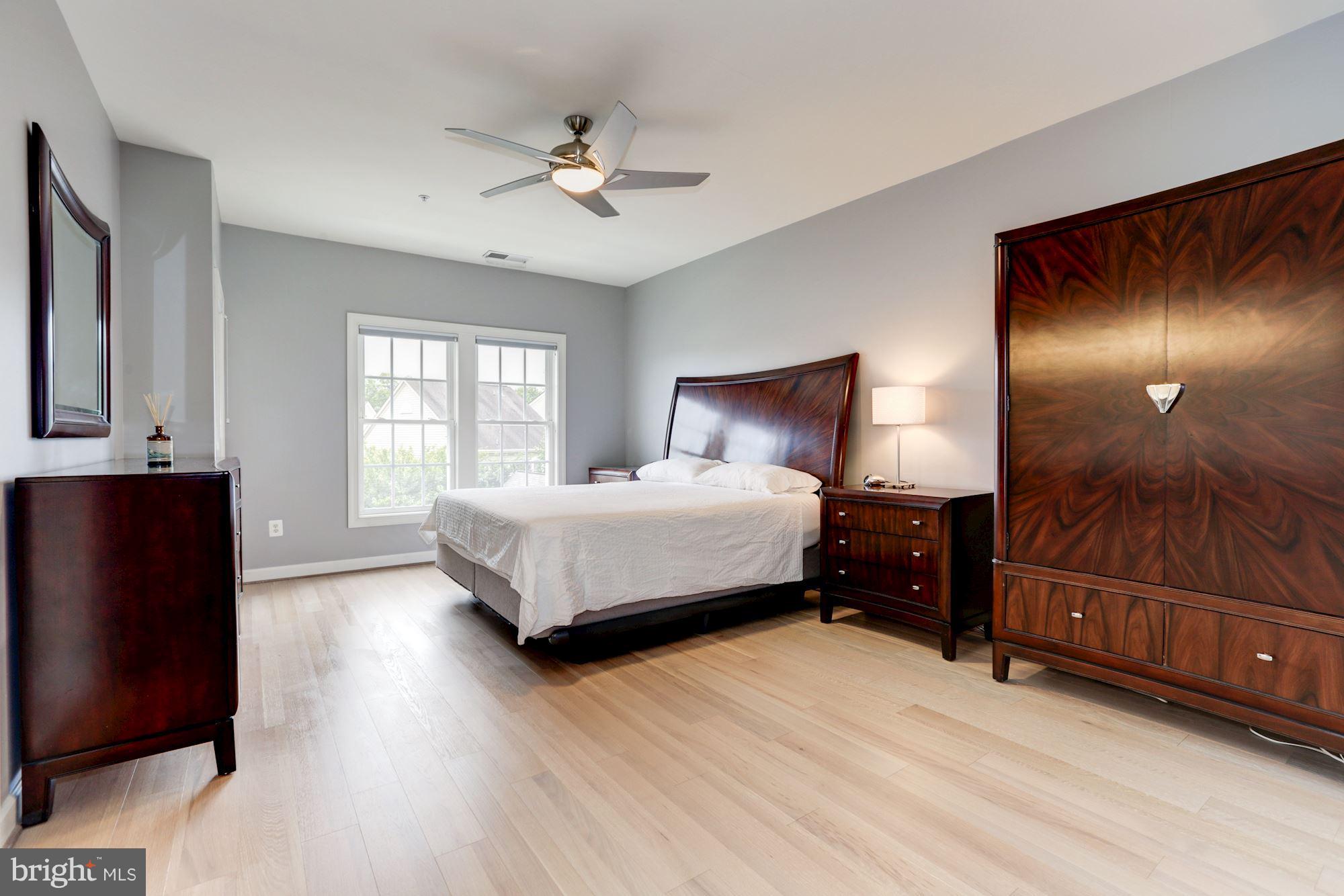 LAKELANDS - Residential Lease