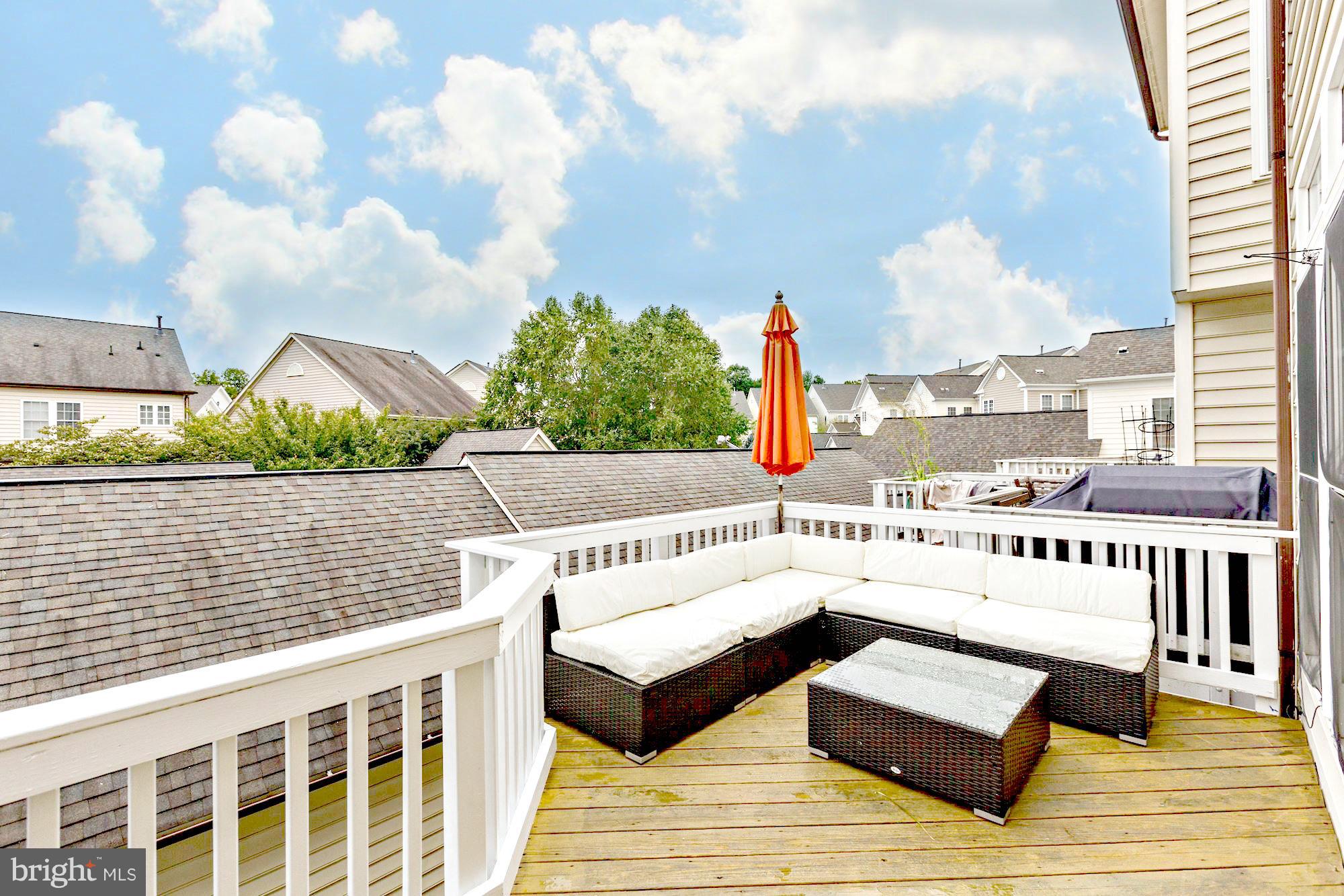 LAKELANDS - Residential Lease