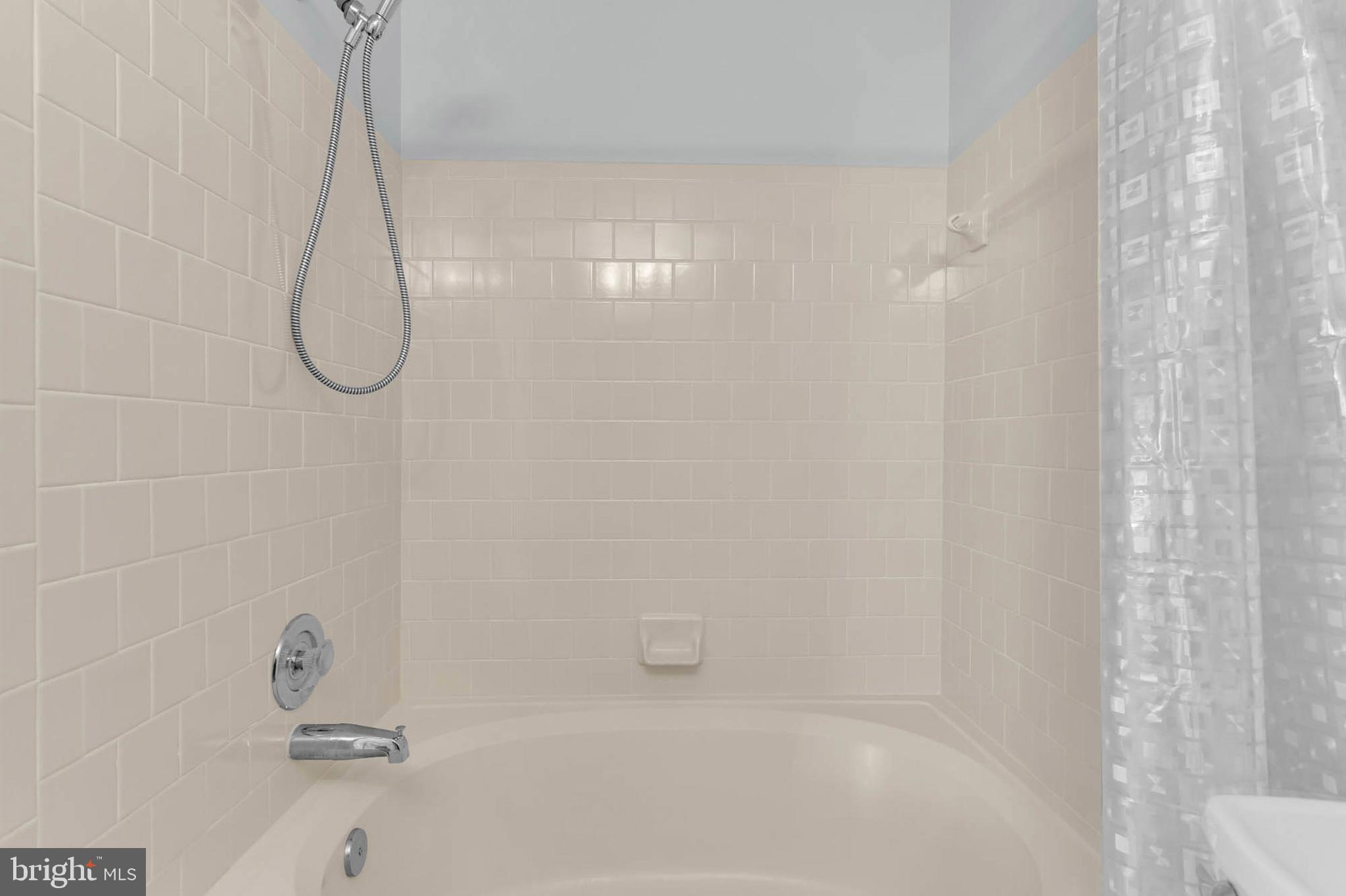 DORSEY HALL - Residential Lease