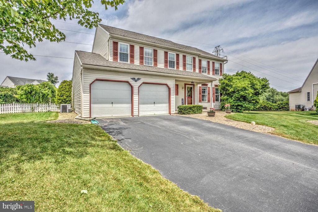 Photo of 25 Cedar Court, Reinholds, PA 17569 (MLS # PALA2052734)