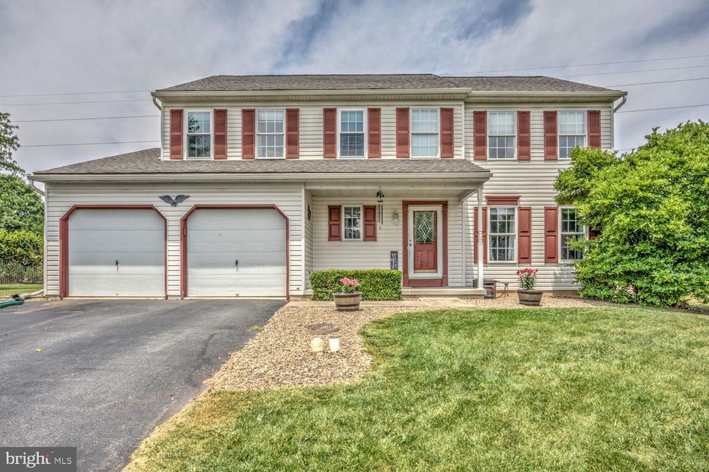Photo of 25 Cedar Court, Reinholds, PA 17569 (MLS # PALA2052734)