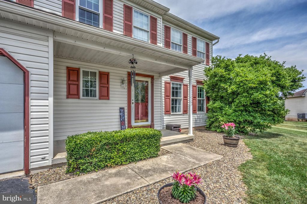 Photo of 25 Cedar Court, Reinholds, PA 17569 (MLS # PALA2052734)