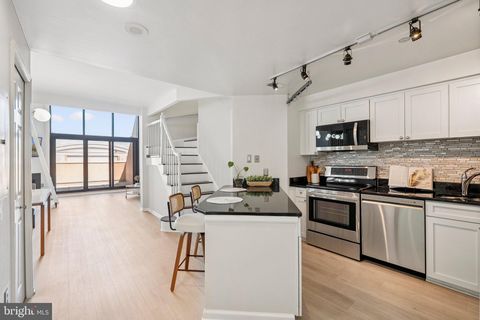 1301 N COURTHOUSE ROAD 1812 ARLINGTON VA 22201