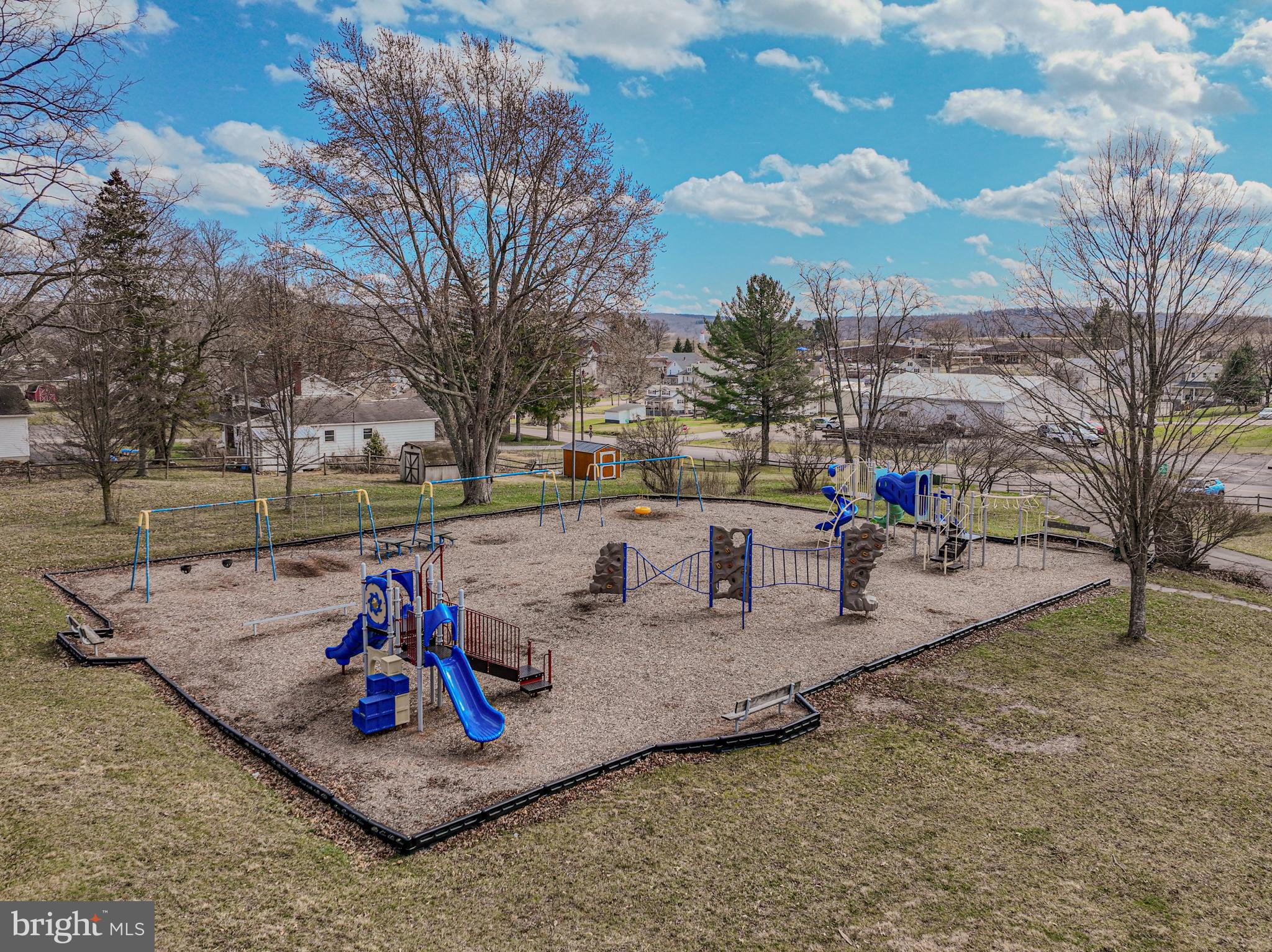 GRANTSVILLE - Residential