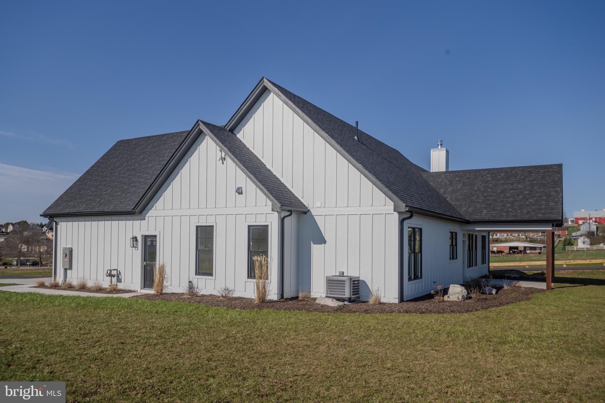 GRANTSVILLE - Residential