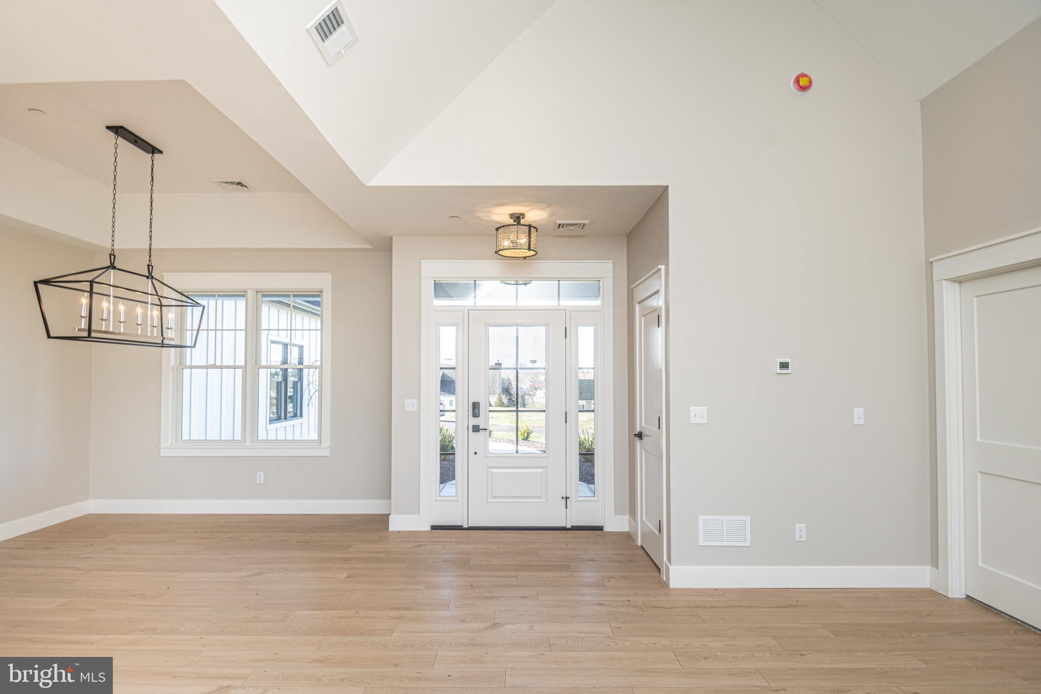 GRANTSVILLE - Residential