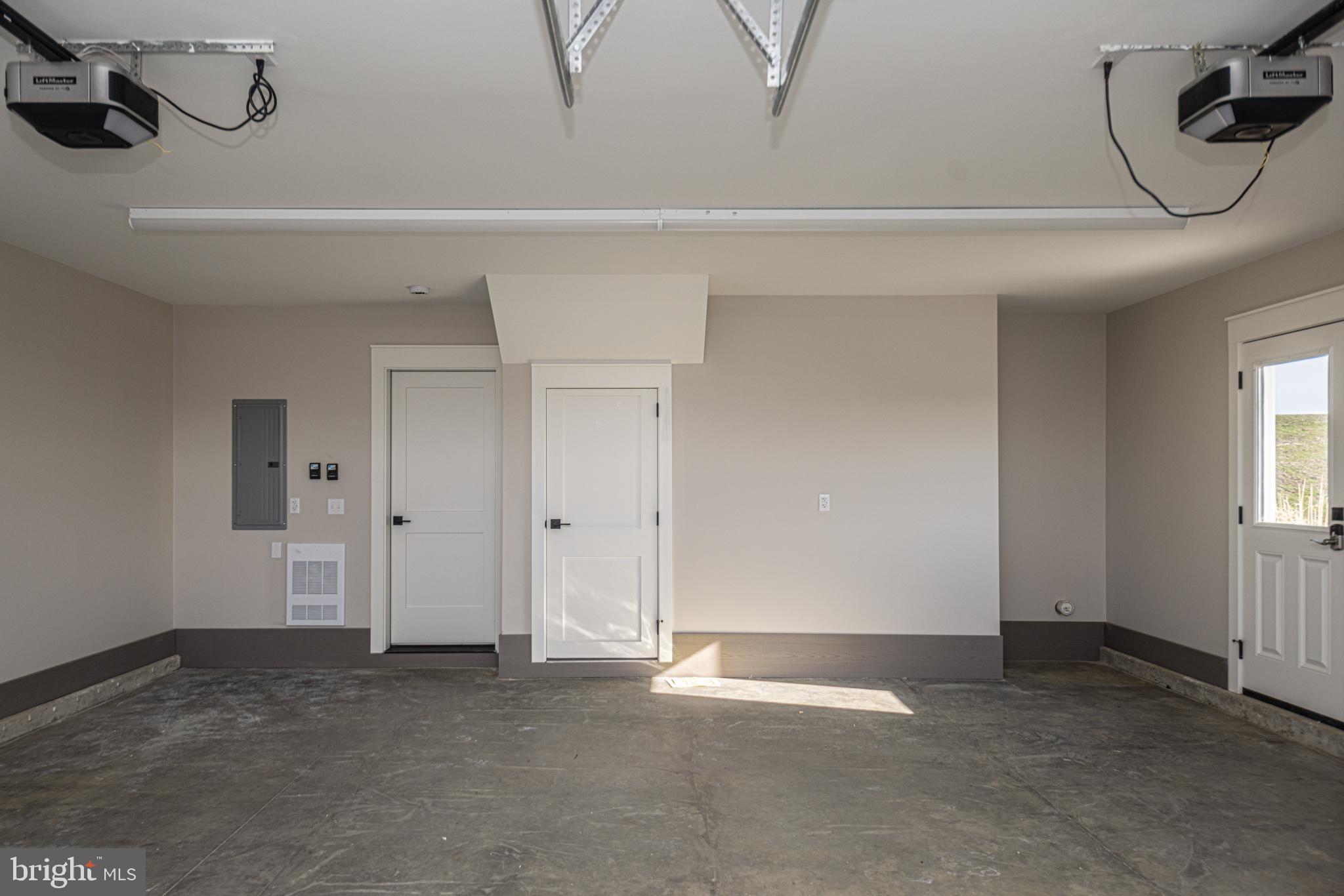 GRANTSVILLE - Residential