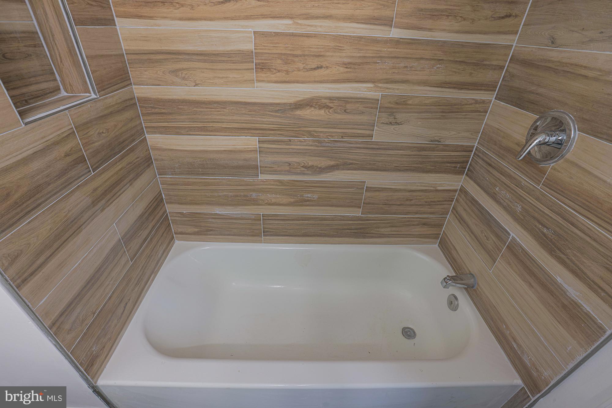 KENWOOD - Residential