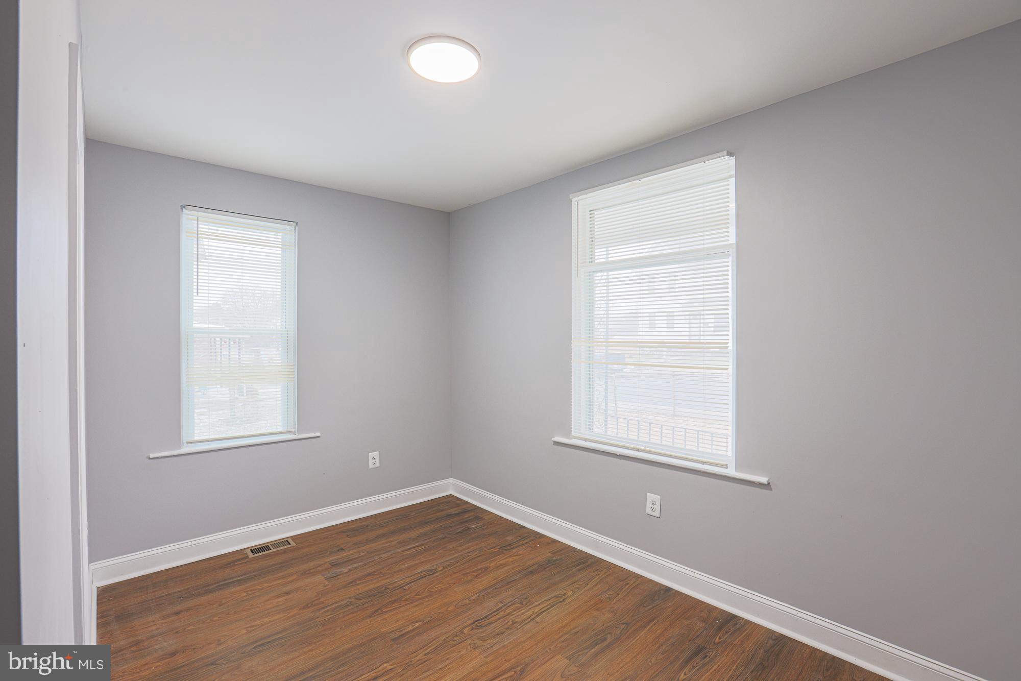 KENWOOD - Residential