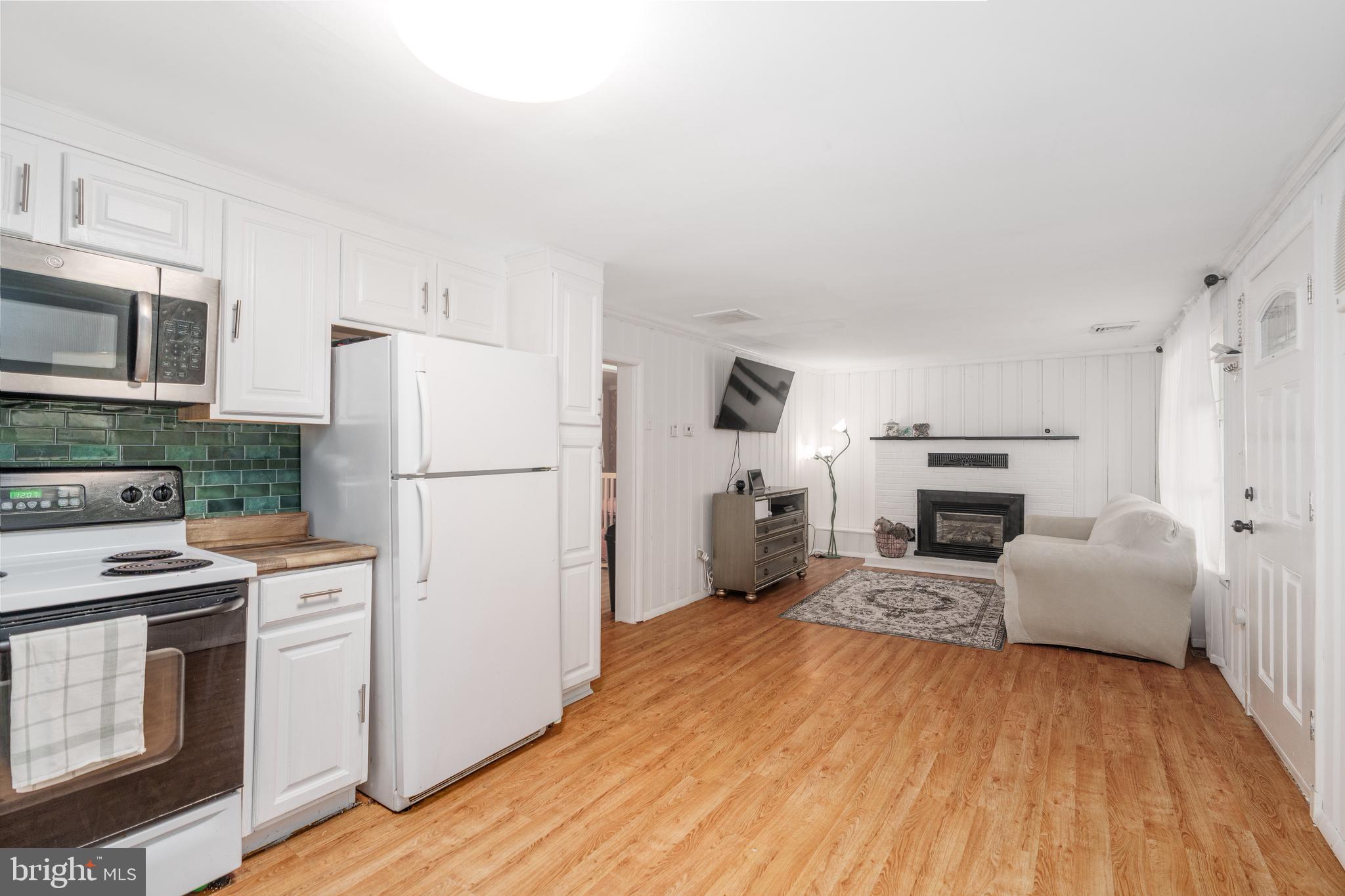1477 CARPENTERS POINT ROAD