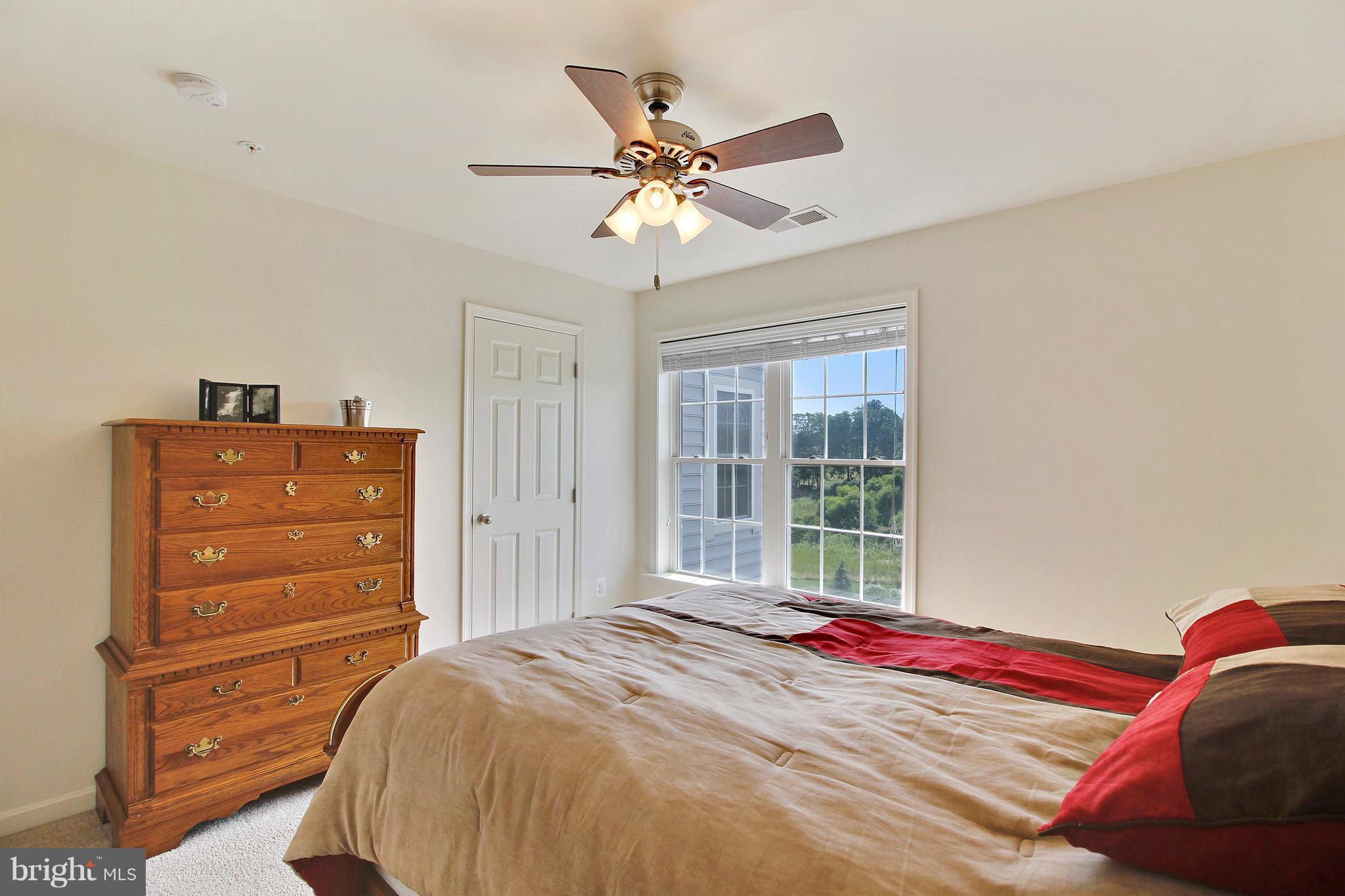 ROYAL OAKS - Residential