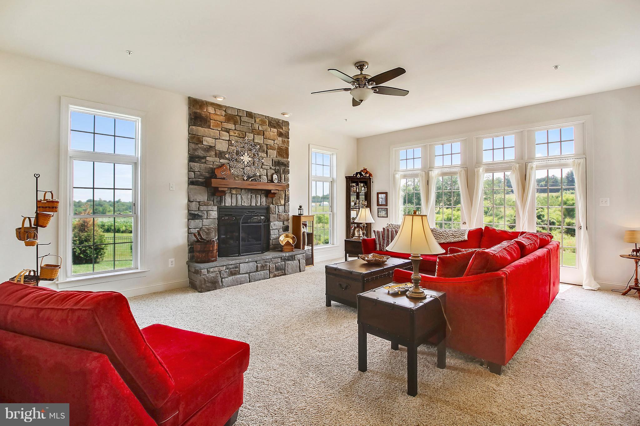 ROYAL OAKS - Residential