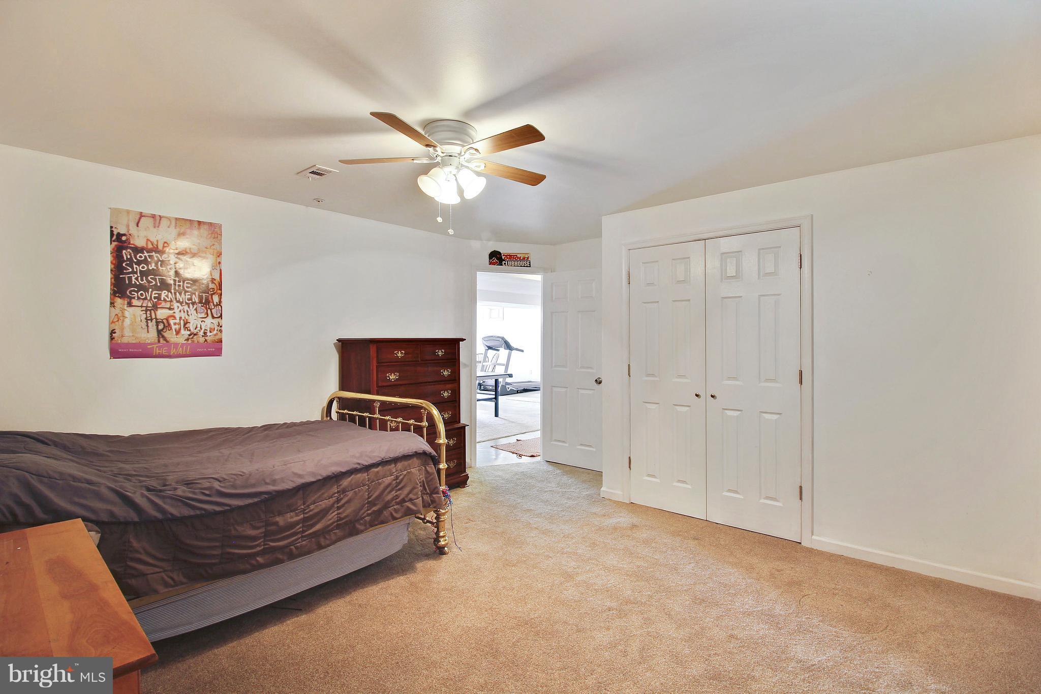 ROYAL OAKS - Residential