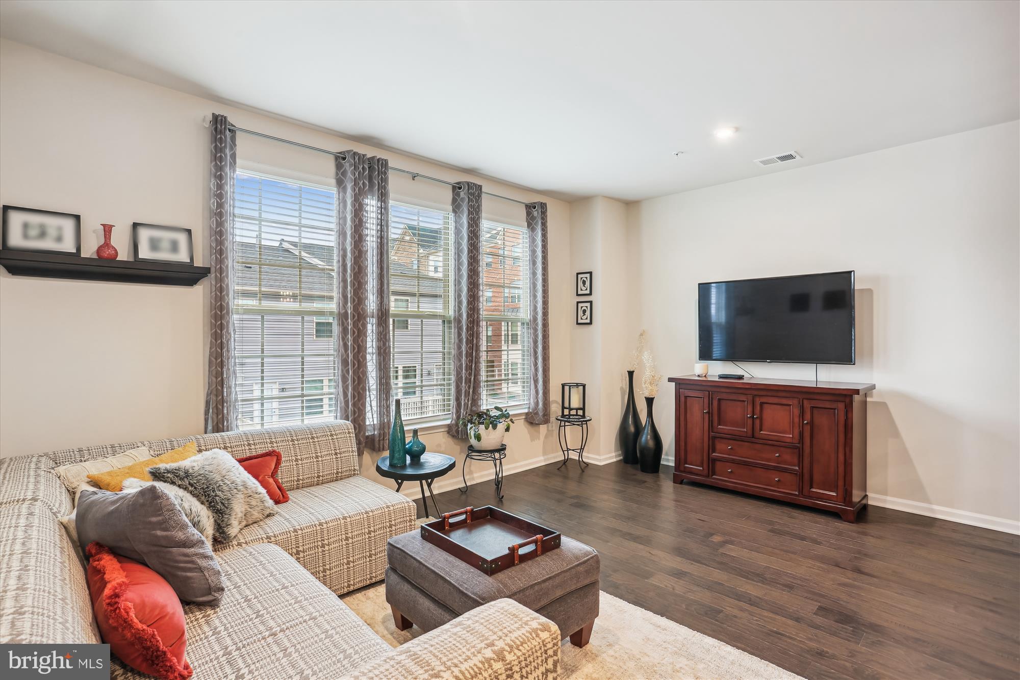 CABIN BRANCH - Residential