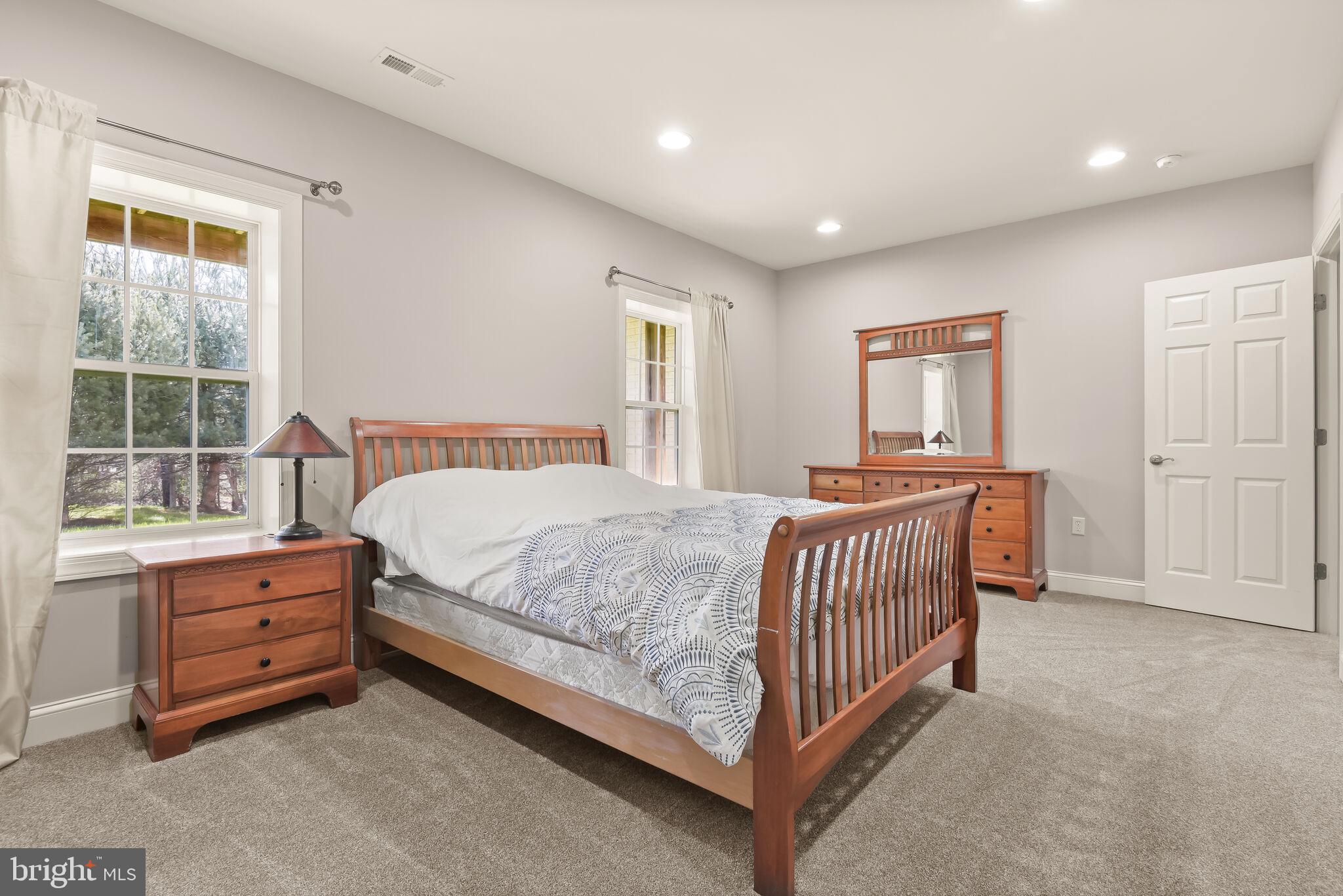 EMERSON - Residential