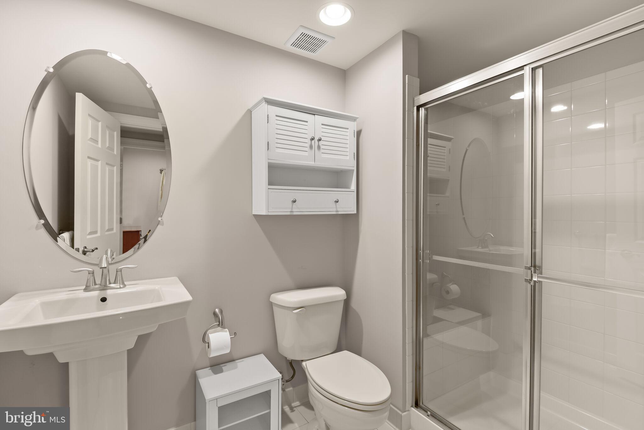 EMERSON - Residential