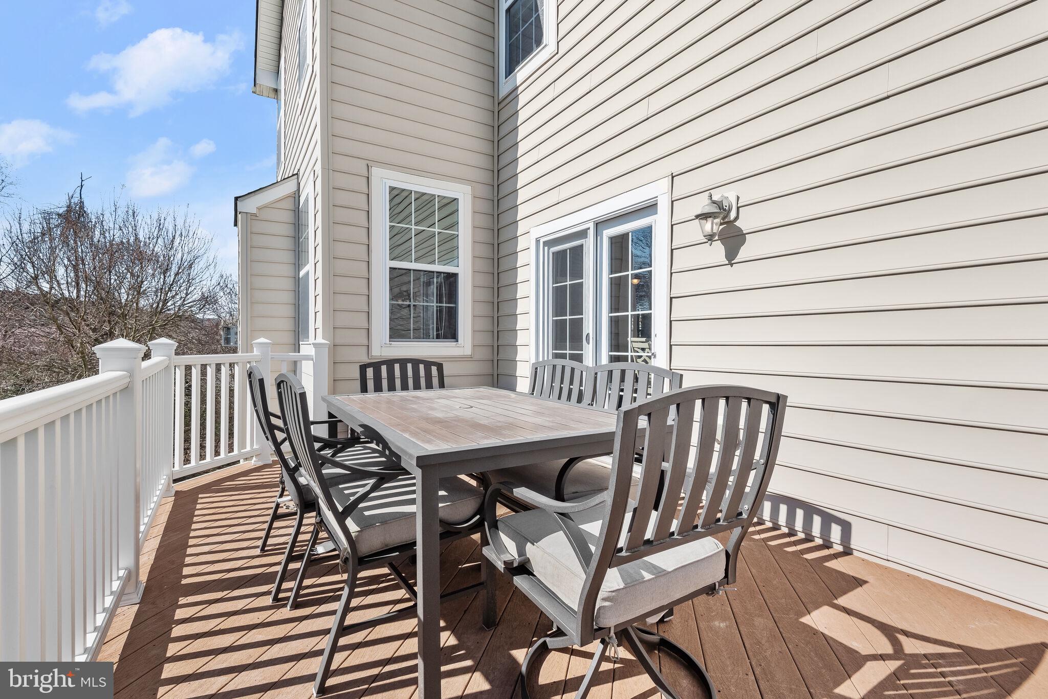 EMERSON - Residential