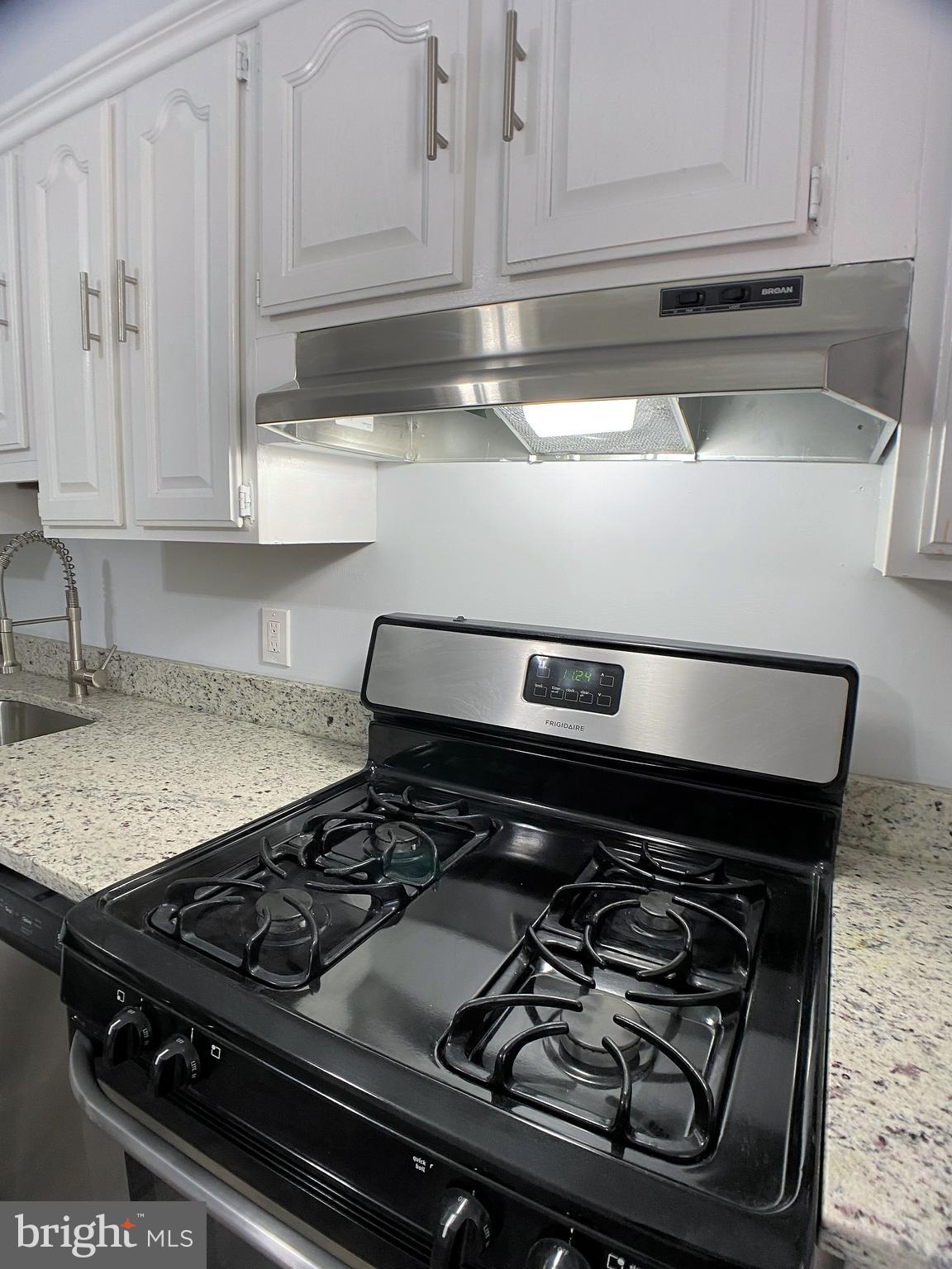 EASTFIELD - Residential Lease