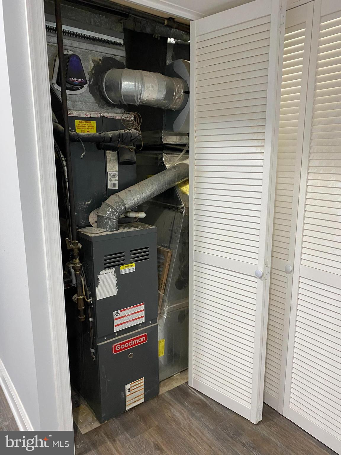 EASTFIELD - Residential Lease