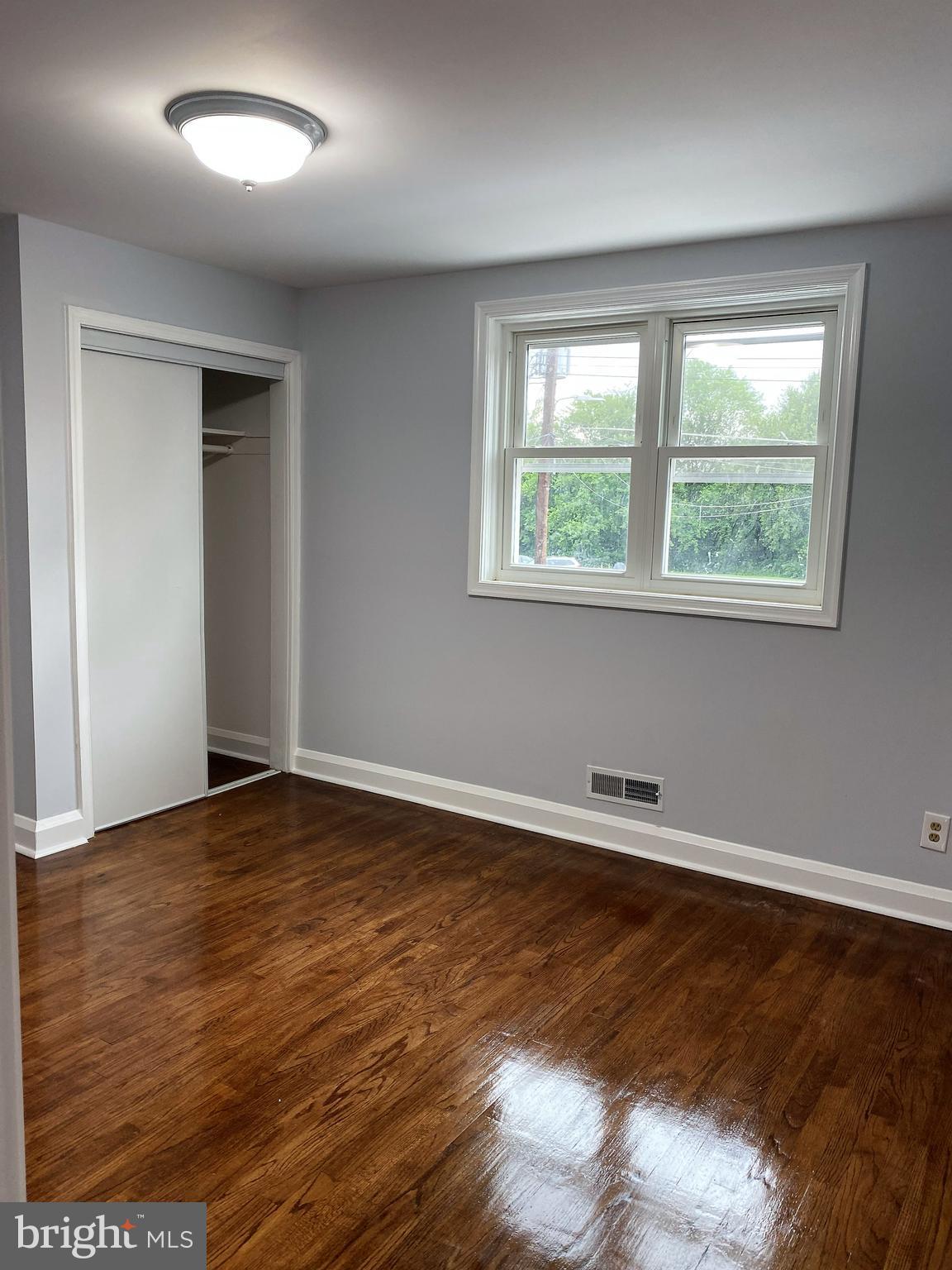 EASTFIELD - Residential Lease