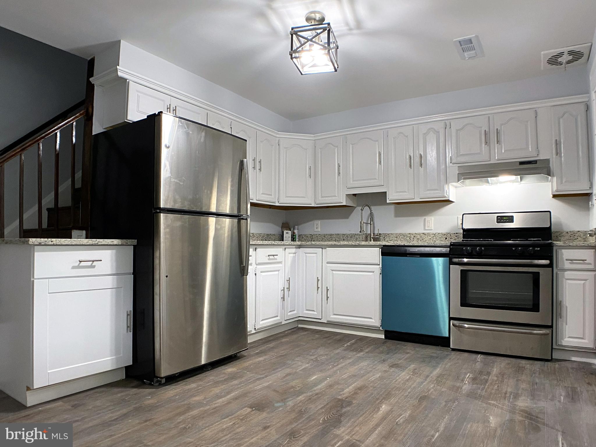 EASTFIELD - Residential Lease