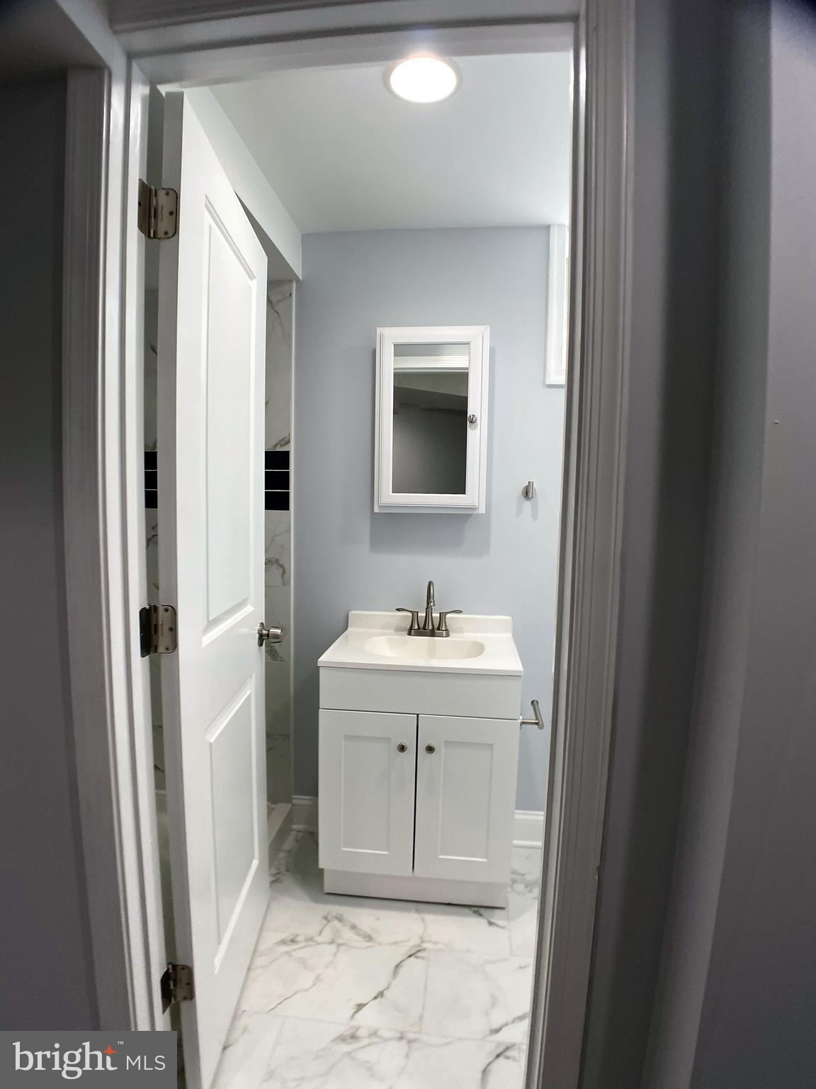 EASTFIELD - Residential Lease