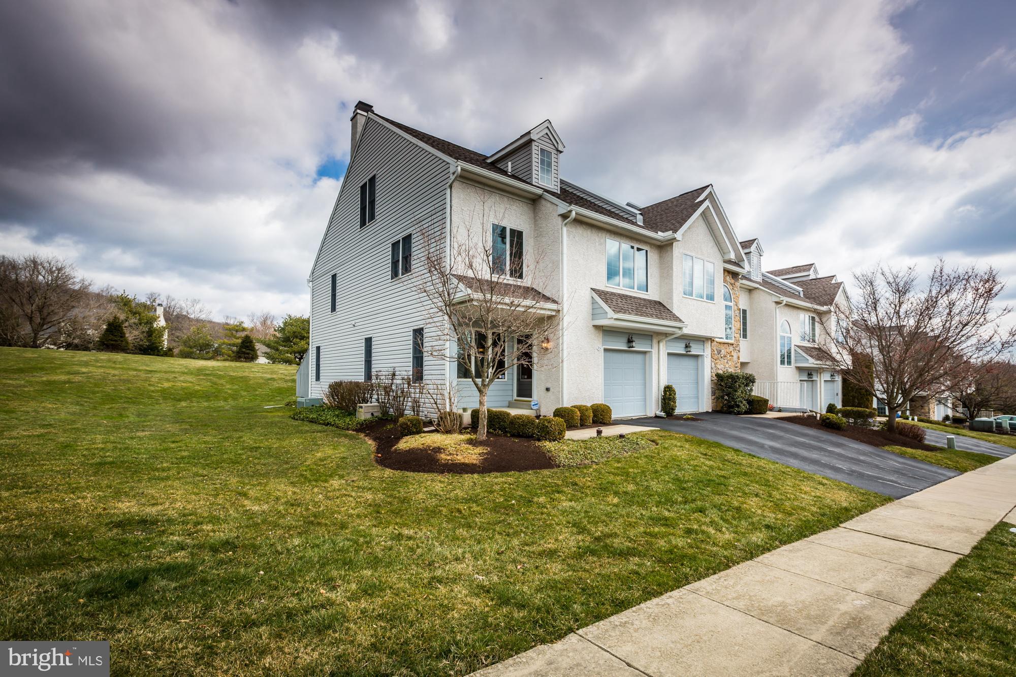331 BRISTOL CIRCLE